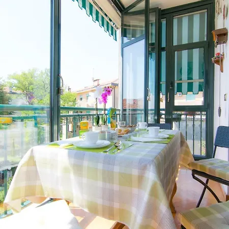 Mirella Fine Living * البندقية